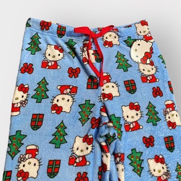 Hello Kitty “Christmas Time” Fuzzy Soft Touch Pajama Pants Womens size M New - Picture 4 of 11